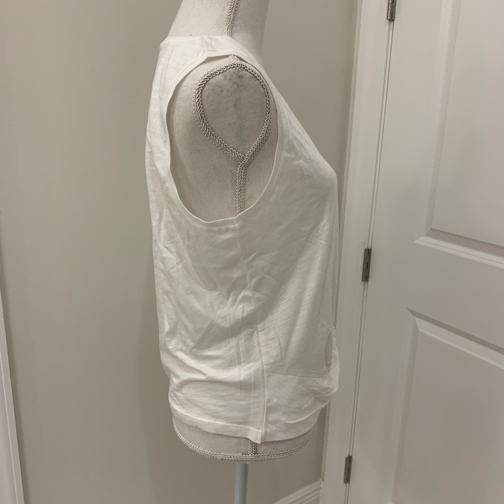 NWT sanctuary tee with knot front - Picture 4 of 6